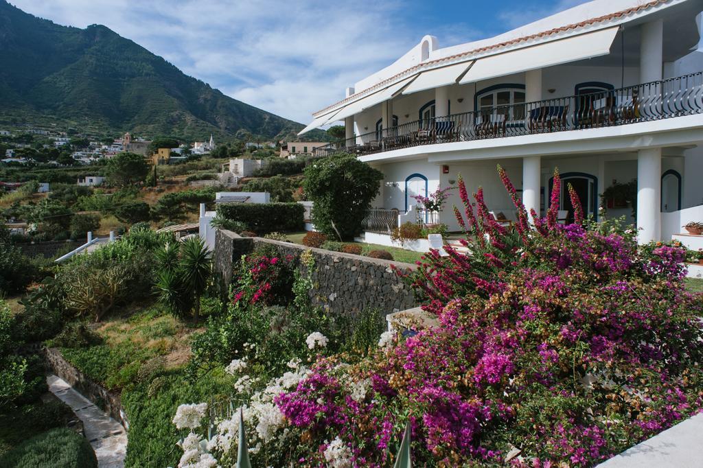 Punta Scario Hotel Malfa (Salina)